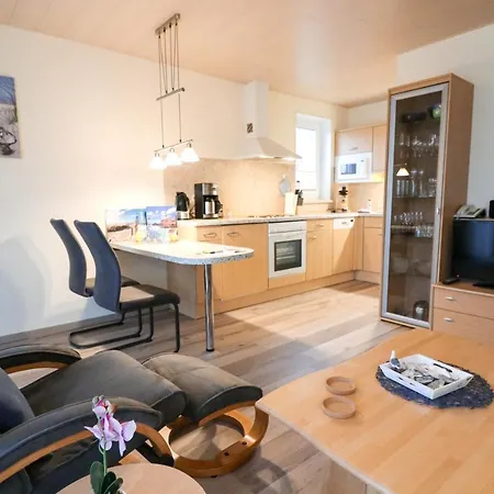 Apartament Bi Uki